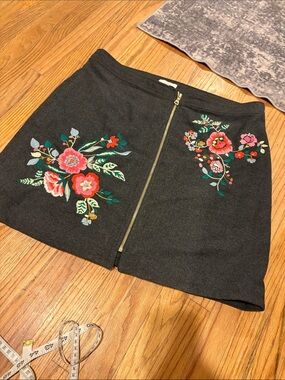 Loft Floral Embroidered Mini Skirt Womens 14 Grey New‎ Zip Front Wool Blend